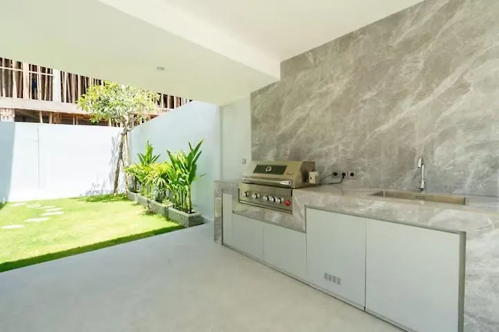 Beautiful 6 Bedroom Villa In Umalas By Nami Bali Kerobokan