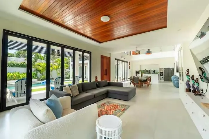 Beautiful 6 Bedroom Villa In Umalas By Nami Bali Kerobokan  0*, Kerobokan (Bali)