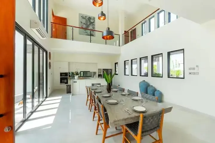 Beautiful 6 Bedroom Villa In Umalas By Nami Bali Kerobokan