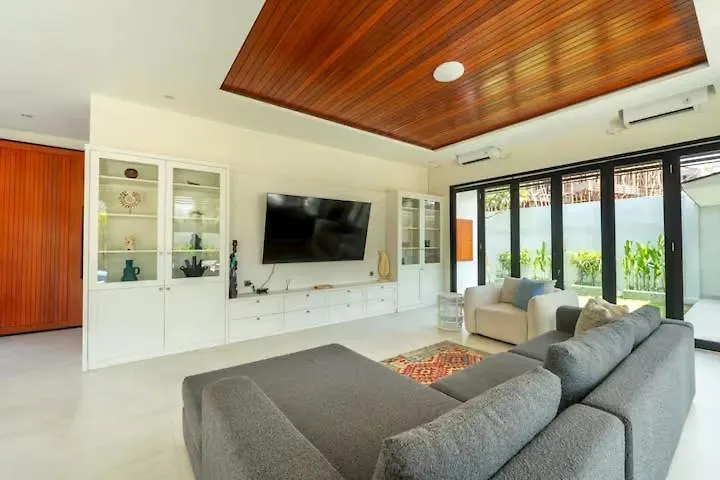 Beautiful 6 Bedroom Villa In Umalas By Nami Bali Kerobokan   Kerobokan (Bali)