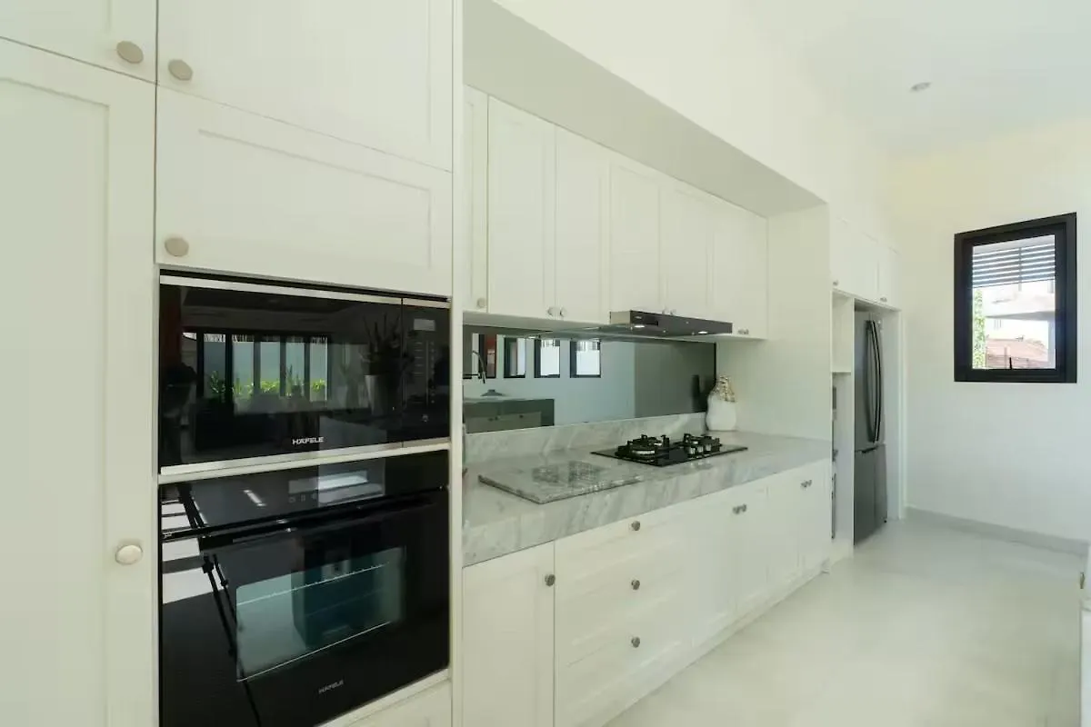 Beautiful 6 Bedroom Villa In Umalas By Nami Bali Kerobokan  Indonesia