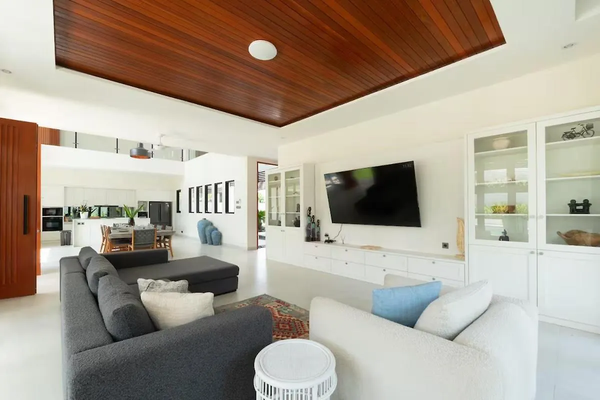 Beautiful 6 Bedroom Villa In Umalas By Nami Bali Kerobokan  Kerobokan (Bali)